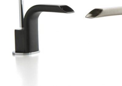 aa-trem72-taps-mixer-handshower