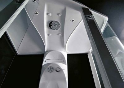 aa-tres105-showers- showers hydromassage