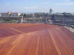 Deszkapadló-Decking fa-wpc-Teraszburkolat