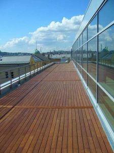 Deszkapadló-Decking fa-wpc-Teraszburkolat