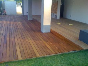Deszkapadló-Decking fa-wpc-Teraszburkolat