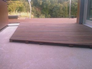Deszkapadló-Decking fa-wpc-Teraszburkolat