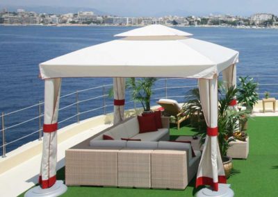 gh-tuuc17-parasols