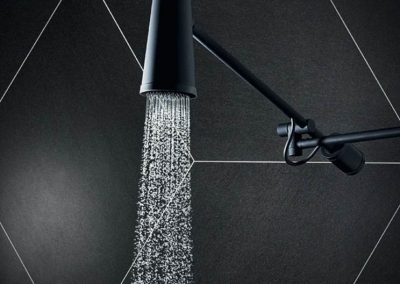 mo-zucc9-showers- showers hydromassage